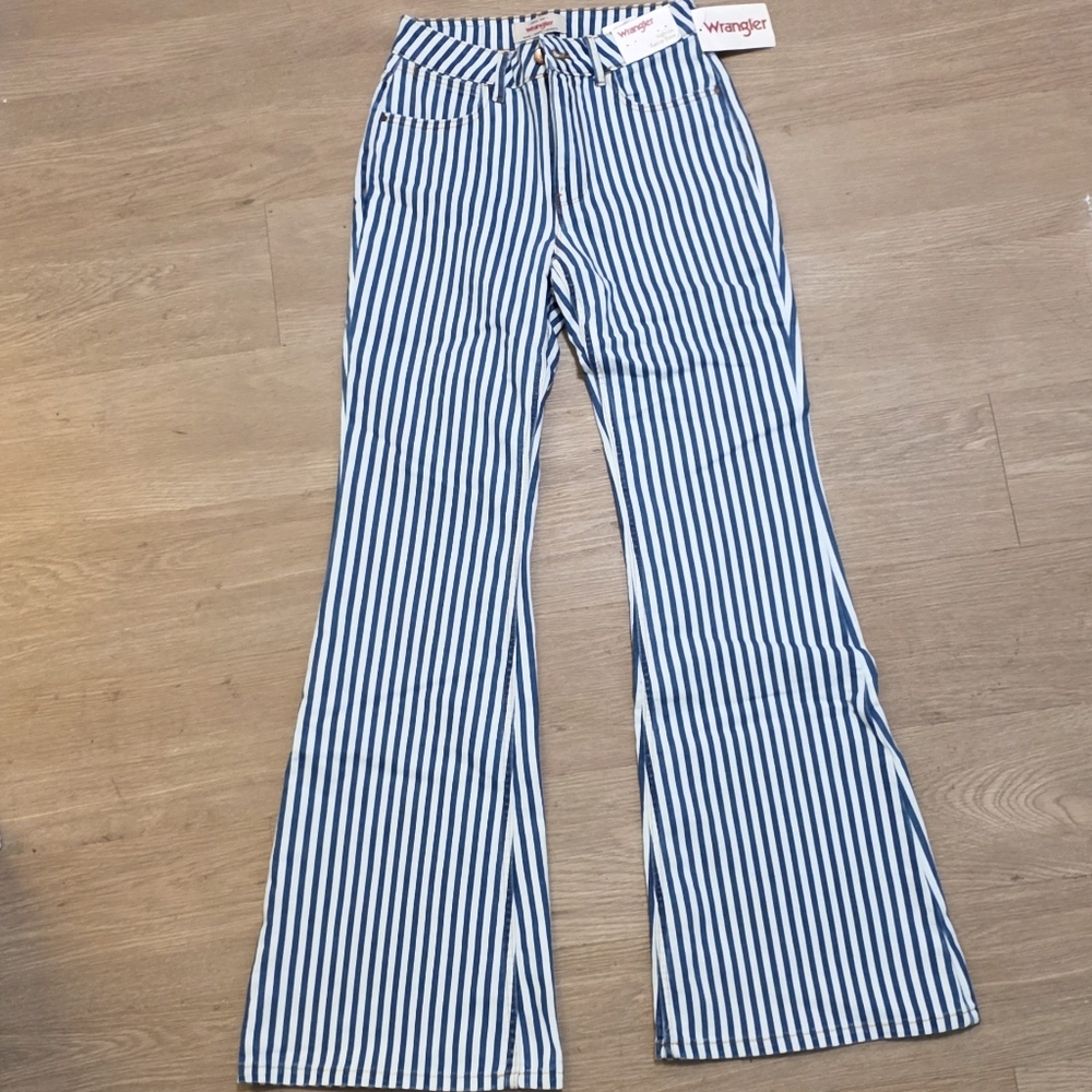 Size 0 Wrangler Blue and White Striped Jeans
